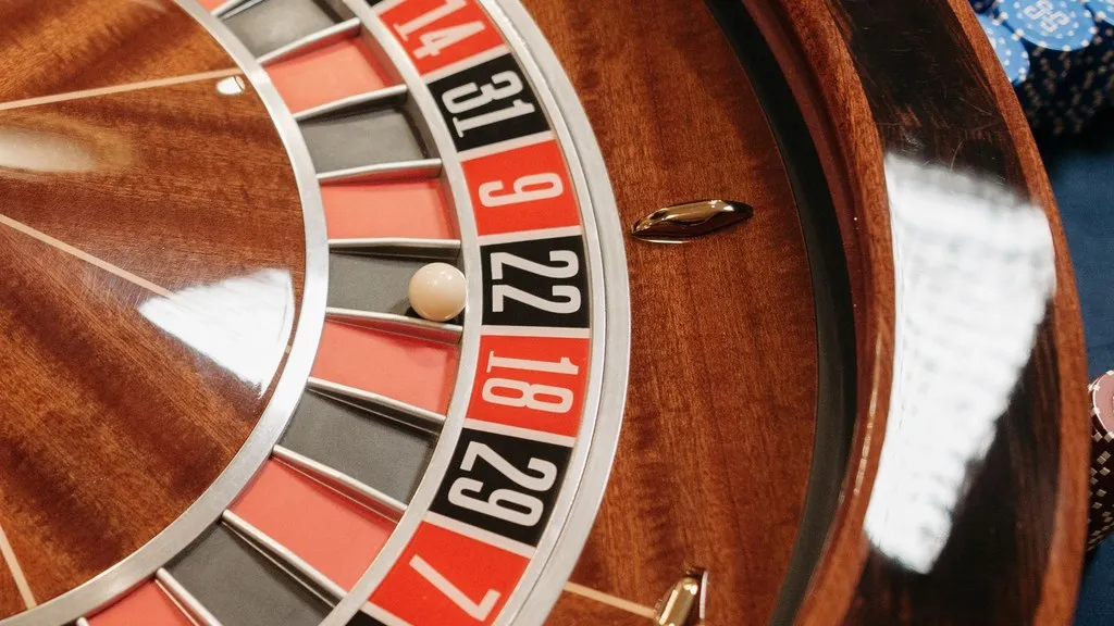Vegas hero guide for British play, bonuses and access